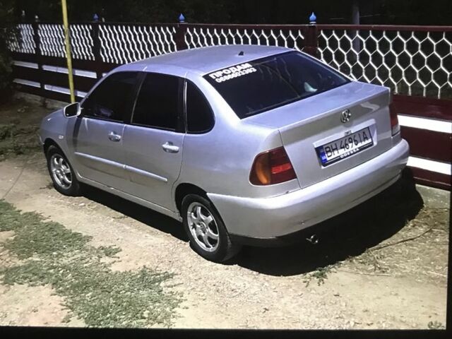 Серый Фольксваген Поло, объемом двигателя 1.4 л и пробегом 300 тыс. км за 2650 $, фото 1 на Automoto.ua