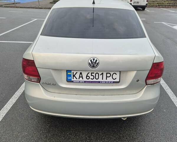 Серый Фольксваген Поло, объемом двигателя 1.6 л и пробегом 191 тыс. км за 6650 $, фото 6 на Automoto.ua