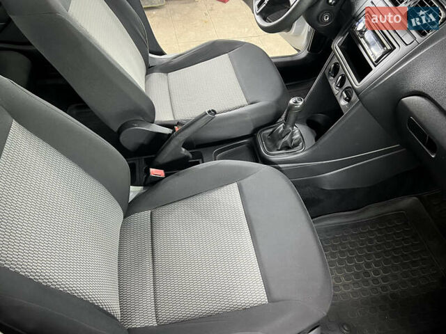 Серый Фольксваген Поло, объемом двигателя 1.6 л и пробегом 108 тыс. км за 6990 $, фото 13 на Automoto.ua