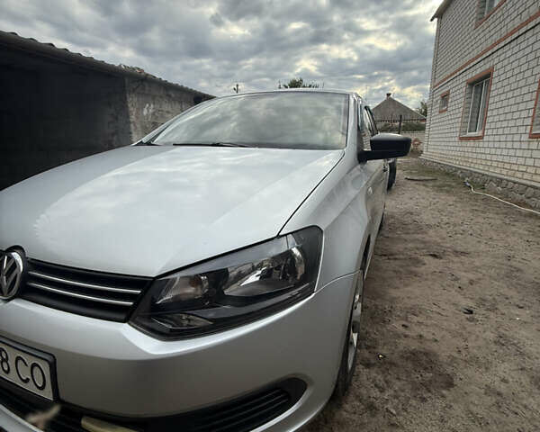 Сірий Фольксваген Поло, об'ємом двигуна 1.6 л та пробігом 157 тис. км за 6300 $, фото 1 на Automoto.ua