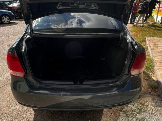 Серый Фольксваген Поло, объемом двигателя 0 л и пробегом 250 тыс. км за 5000 $, фото 11 на Automoto.ua