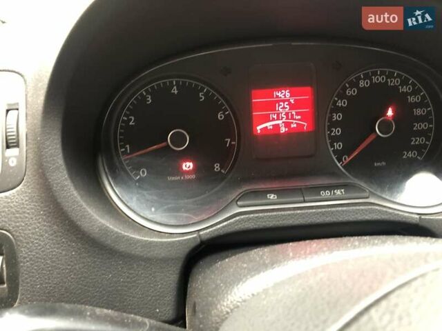 Серый Фольксваген Поло, объемом двигателя 1.6 л и пробегом 141 тыс. км за 5999 $, фото 2 на Automoto.ua