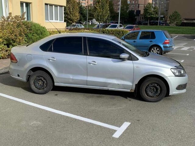 Сірий Фольксваген Поло, об'ємом двигуна 1.6 л та пробігом 300 тис. км за 4200 $, фото 3 на Automoto.ua
