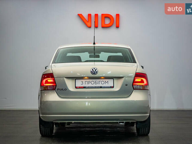 Серый Фольксваген Поло, объемом двигателя 1.6 л и пробегом 152 тыс. км за 7237 $, фото 5 на Automoto.ua