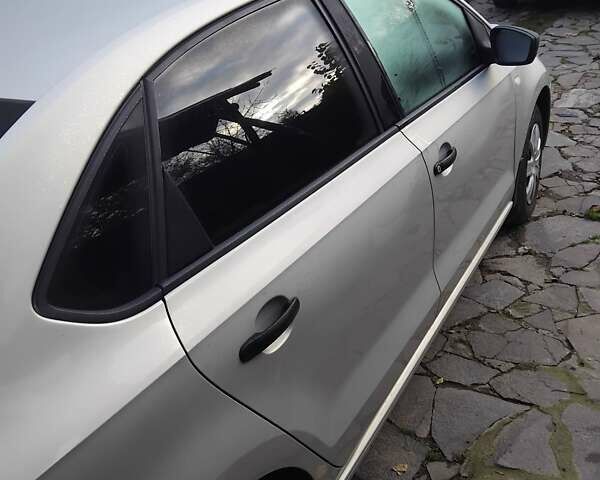 Сірий Фольксваген Поло, об'ємом двигуна 1.6 л та пробігом 137 тис. км за 7100 $, фото 3 на Automoto.ua