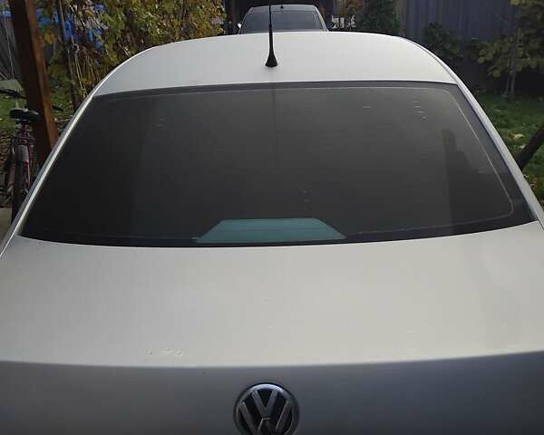 Сірий Фольксваген Поло, об'ємом двигуна 1.6 л та пробігом 137 тис. км за 7100 $, фото 2 на Automoto.ua