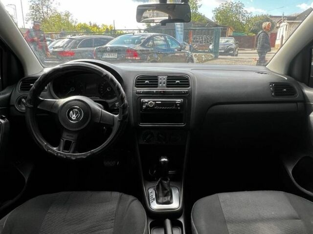 Серый Фольксваген Поло, объемом двигателя 0 л и пробегом 250 тыс. км за 5000 $, фото 9 на Automoto.ua