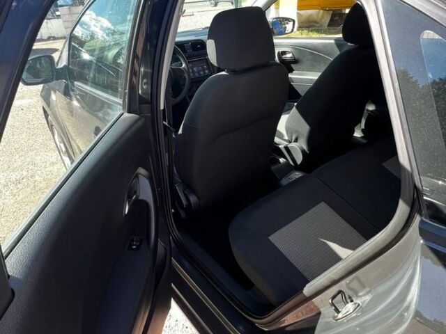 Серый Фольксваген Поло, объемом двигателя 0 л и пробегом 280 тыс. км за 5000 $, фото 11 на Automoto.ua