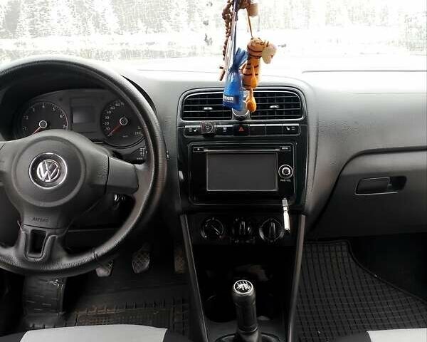 Сірий Фольксваген Поло, об'ємом двигуна 1.6 л та пробігом 250 тис. км за 4850 $, фото 6 на Automoto.ua