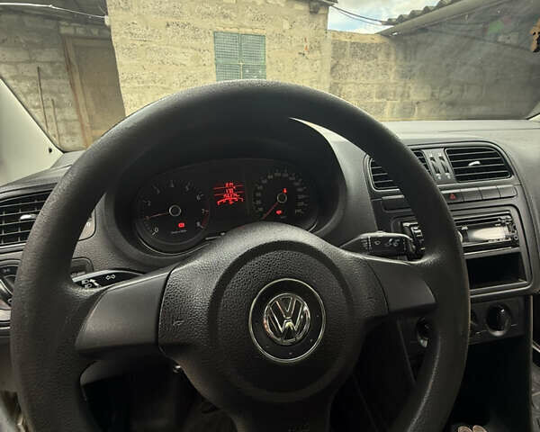 Сірий Фольксваген Поло, об'ємом двигуна 1.6 л та пробігом 157 тис. км за 6300 $, фото 9 на Automoto.ua