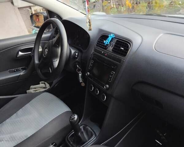 Сірий Фольксваген Поло, об'ємом двигуна 1.6 л та пробігом 137 тис. км за 7100 $, фото 1 на Automoto.ua