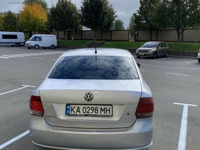 Сірий Фольксваген Поло, об'ємом двигуна 1.6 л та пробігом 300 тис. км за 4200 $, фото 4 на Automoto.ua