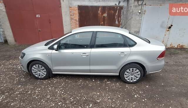 Серый Фольксваген Поло, объемом двигателя 1.6 л и пробегом 78 тыс. км за 6300 $, фото 3 на Automoto.ua