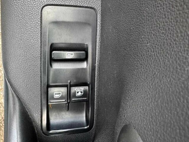 Серый Фольксваген Поло, объемом двигателя 1.6 л и пробегом 330 тыс. км за 5390 $, фото 18 на Automoto.ua