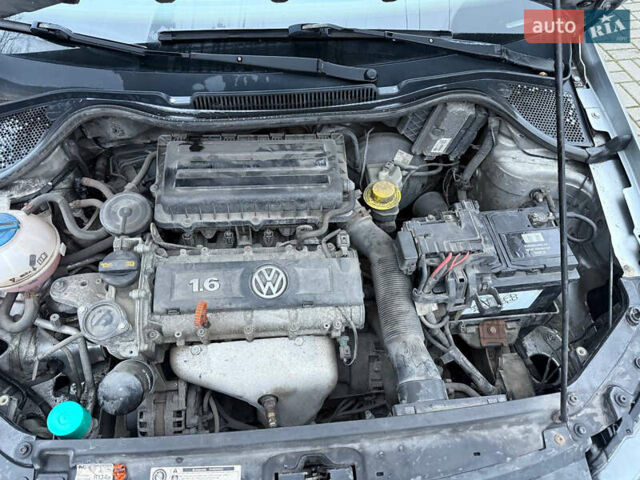 Серый Фольксваген Поло, объемом двигателя 1.6 л и пробегом 173 тыс. км за 5850 $, фото 15 на Automoto.ua