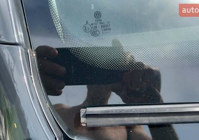 Серый Фольксваген Поло, объемом двигателя 1.6 л и пробегом 200 тыс. км за 4550 $, фото 6 на Automoto.ua