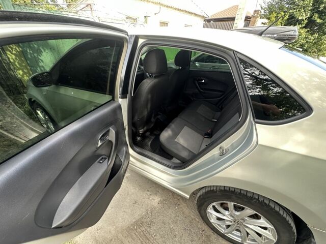 Сірий Фольксваген Поло, об'ємом двигуна 1.6 л та пробігом 300 тис. км за 5100 $, фото 6 на Automoto.ua