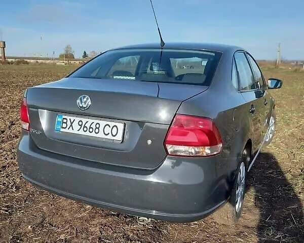 Серый Фольксваген Поло, объемом двигателя 1.6 л и пробегом 124 тыс. км за 6700 $, фото 4 на Automoto.ua