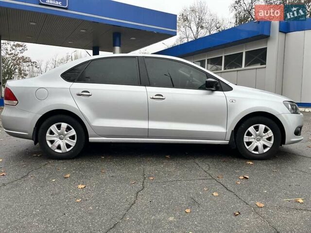 Серый Фольксваген Поло, объемом двигателя 1.6 л и пробегом 115 тыс. км за 7200 $, фото 8 на Automoto.ua