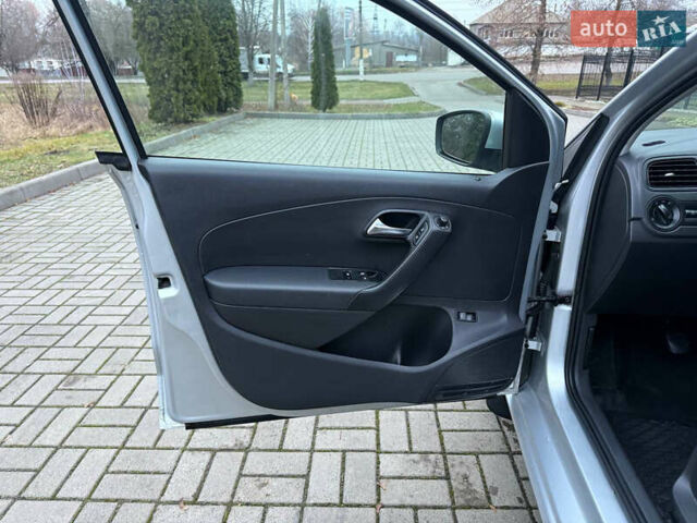 Серый Фольксваген Поло, объемом двигателя 1.6 л и пробегом 173 тыс. км за 5850 $, фото 10 на Automoto.ua