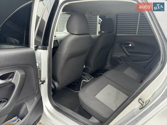 Серый Фольксваген Поло, объемом двигателя 1.6 л и пробегом 192 тыс. км за 5900 $, фото 11 на Automoto.ua