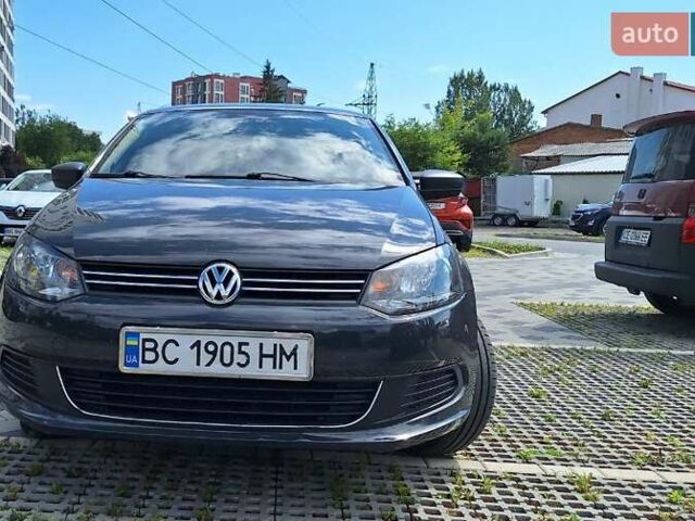 Серый Фольксваген Поло, объемом двигателя 1.6 л и пробегом 89 тыс. км за 7000 $, фото 2 на Automoto.ua