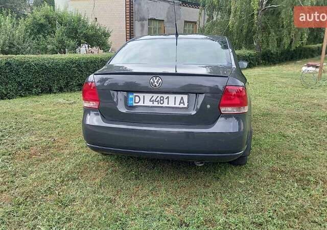 Серый Фольксваген Поло, объемом двигателя 1.6 л и пробегом 200 тыс. км за 4550 $, фото 18 на Automoto.ua