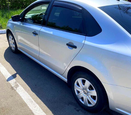 Серый Фольксваген Поло, объемом двигателя 1.6 л и пробегом 181 тыс. км за 6800 $, фото 3 на Automoto.ua