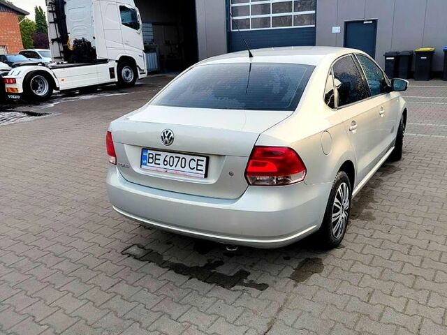 Серый Фольксваген Поло, объемом двигателя 1.6 л и пробегом 196 тыс. км за 7000 $, фото 1 на Automoto.ua