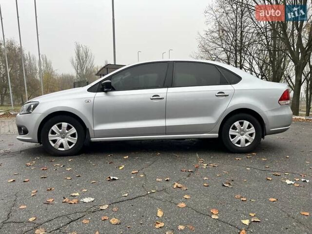 Серый Фольксваген Поло, объемом двигателя 1.6 л и пробегом 115 тыс. км за 7200 $, фото 4 на Automoto.ua