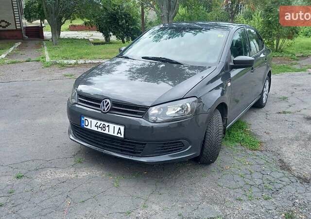 Серый Фольксваген Поло, объемом двигателя 1.6 л и пробегом 200 тыс. км за 4550 $, фото 19 на Automoto.ua