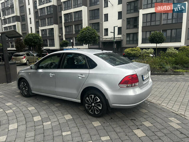 Серый Фольксваген Поло, объемом двигателя 1.6 л и пробегом 165 тыс. км за 7150 $, фото 2 на Automoto.ua