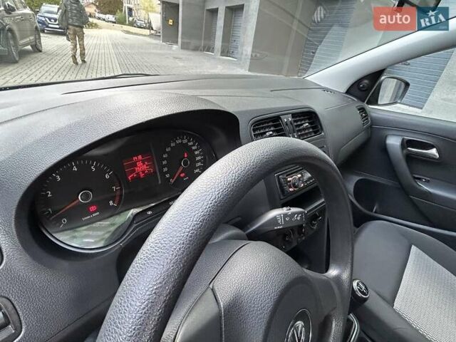 Сірий Фольксваген Поло, об'ємом двигуна 1.6 л та пробігом 39 тис. км за 7850 $, фото 55 на Automoto.ua