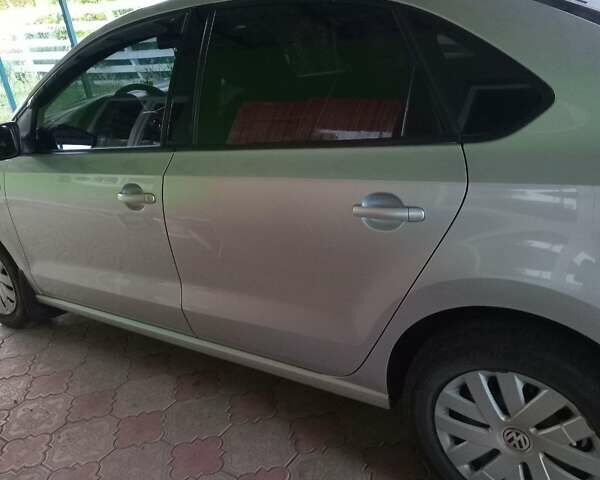 Серый Фольксваген Поло, объемом двигателя 1.6 л и пробегом 160 тыс. км за 6800 $, фото 1 на Automoto.ua