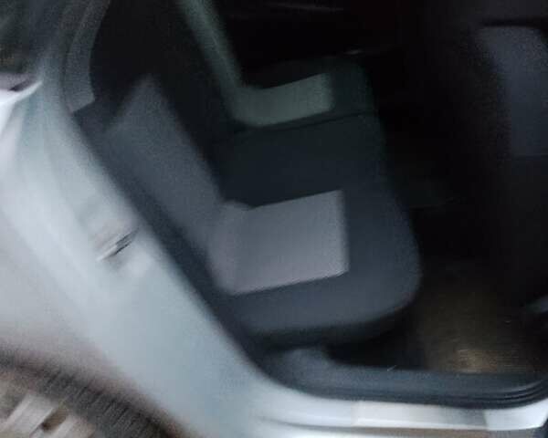 Серый Фольксваген Поло, объемом двигателя 1.6 л и пробегом 114 тыс. км за 3900 $, фото 4 на Automoto.ua