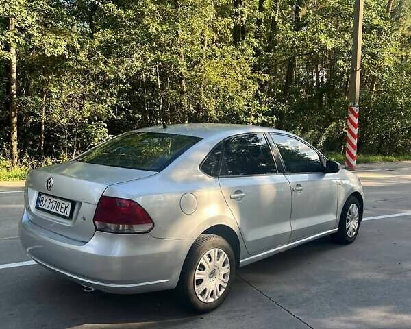 Серый Фольксваген Поло, объемом двигателя 1.6 л и пробегом 290 тыс. км за 6900 $, фото 5 на Automoto.ua