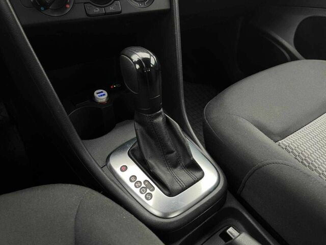 Серый Фольксваген Поло, объемом двигателя 1.6 л и пробегом 166 тыс. км за 8490 $, фото 23 на Automoto.ua