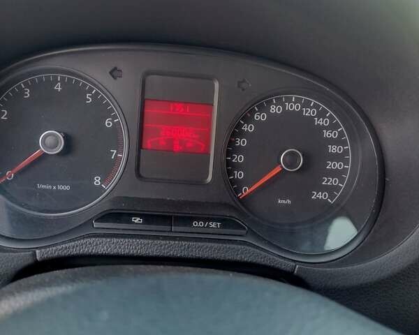 Серый Фольксваген Поло, объемом двигателя 1.6 л и пробегом 260 тыс. км за 6300 $, фото 6 на Automoto.ua
