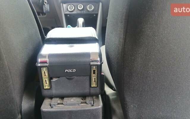 Серый Фольксваген Поло, объемом двигателя 1.6 л и пробегом 113 тыс. км за 7400 $, фото 10 на Automoto.ua
