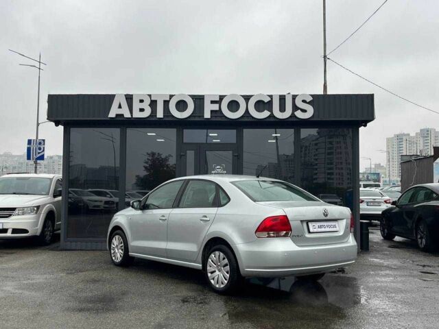 Серый Фольксваген Поло, объемом двигателя 1.6 л и пробегом 166 тыс. км за 8490 $, фото 4 на Automoto.ua