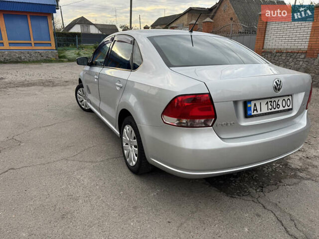 Серый Фольксваген Поло, объемом двигателя 1.6 л и пробегом 195 тыс. км за 8400 $, фото 4 на Automoto.ua