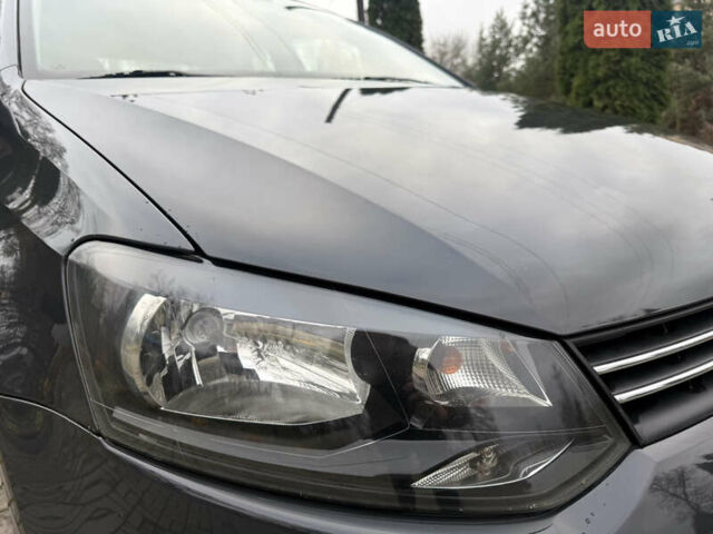 Серый Фольксваген Поло, объемом двигателя 1.6 л и пробегом 230 тыс. км за 6200 $, фото 9 на Automoto.ua