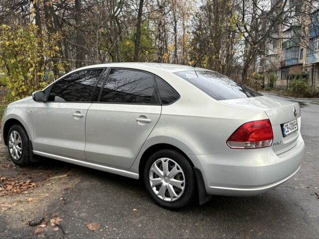 Серый Фольксваген Поло, объемом двигателя 1.6 л и пробегом 148 тыс. км за 8400 $, фото 2 на Automoto.ua