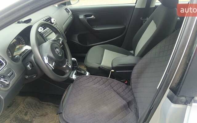 Серый Фольксваген Поло, объемом двигателя 1.6 л и пробегом 113 тыс. км за 7400 $, фото 20 на Automoto.ua