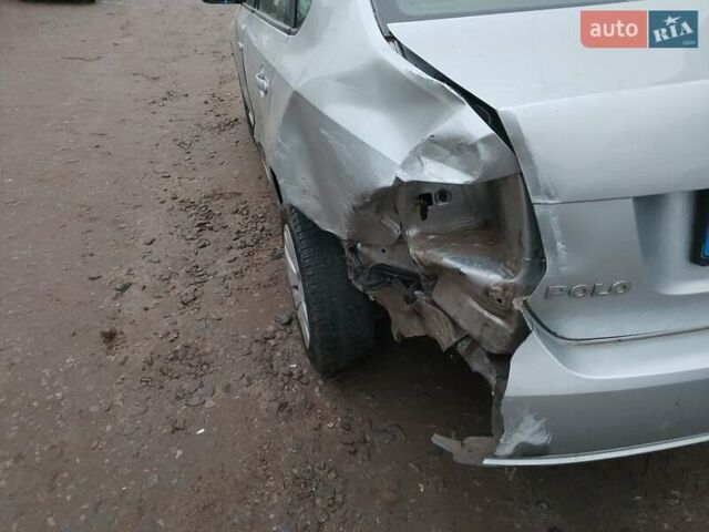 Серый Фольксваген Поло, объемом двигателя 1.6 л и пробегом 114 тыс. км за 3900 $, фото 12 на Automoto.ua