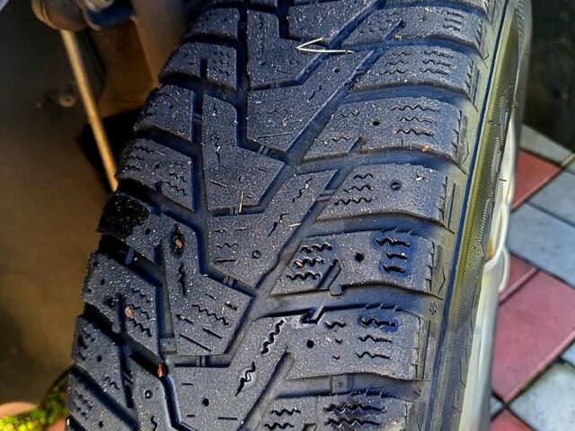 Серый Фольксваген Поло, объемом двигателя 1.6 л и пробегом 216 тыс. км за 7000 $, фото 5 на Automoto.ua