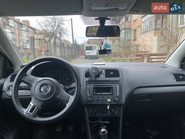 Серый Фольксваген Поло, объемом двигателя 1.6 л и пробегом 122 тыс. км за 7300 $, фото 16 на Automoto.ua