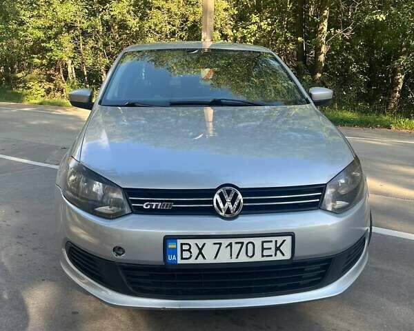 Серый Фольксваген Поло, объемом двигателя 1.6 л и пробегом 290 тыс. км за 6900 $, фото 4 на Automoto.ua