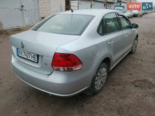 Серый Фольксваген Поло, объемом двигателя 1.6 л и пробегом 114 тыс. км за 3900 $, фото 2 на Automoto.ua