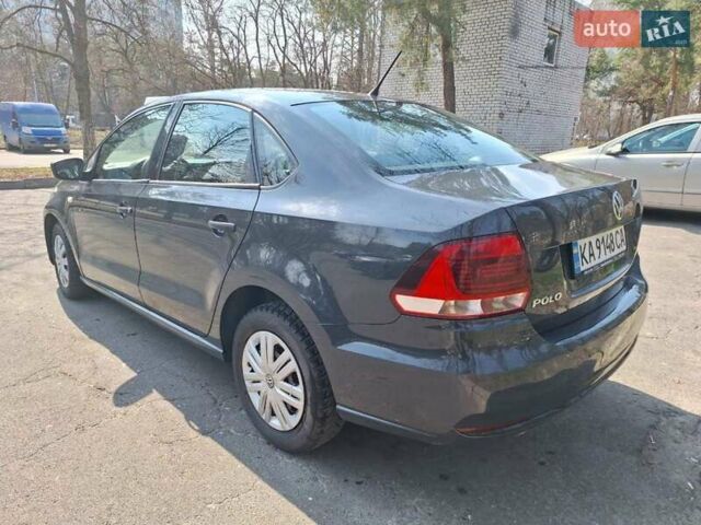 Сірий Фольксваген Поло, об'ємом двигуна 1.6 л та пробігом 335 тис. км за 7700 $, фото 3 на Automoto.ua